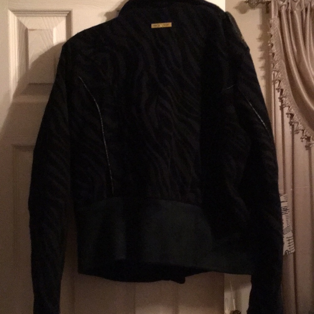 Jacket - Picture 2 of 2